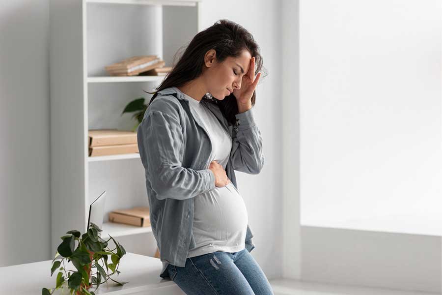 Feeling Overwhelmed? Cradle of Hope Can Help With Your Unplanned Pregnancy